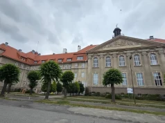 ZĄBKOWICE ŚLĄSKIE. Termomodernizacja liceum za blisko 6,5 mln zł dobiega końca