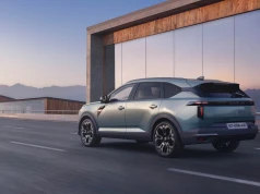 Nowa Dacia Striker zadebiutuje w Londynie. Jurty, joga i wyścigi Sandriders zamiast salonu