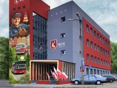 Trwa tworzenie wielkiego muralu na budynku MZK Jelenia Góra