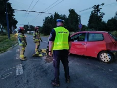 Zderzenie Fiata z Volvo na Felinie. Kierująca jednym z aut nie ustąpiła pierwszeństwa przejazdu