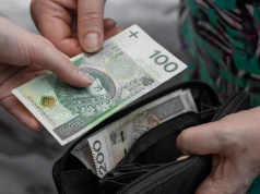 Polacy toną w długach. W najgorszej sytuacji są osoby w wieku 55-64 lata