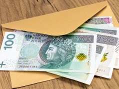 Darowizna dla dziecka bez podatku. Rodzic musi pamiętać o jednym warunku