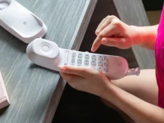 Zrobili zwykły telefon z kablem i guzikami i jeszcze się tym chwalą