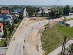 Pod Działoszynem trwa duża przebudowa drogi wojewódzkiej. Kierowcy muszą liczyć się z utrudnieniami