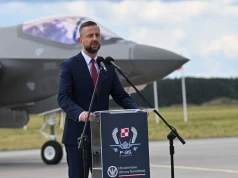 Szef MON: Polska ambitna to Polska biorąca udział w projektach kosmicznych