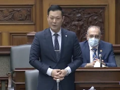 Minister rządu Ontario nocował w hotelach za pieniądze podatników, a mieszka w Toronto