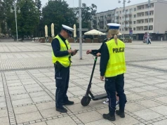 Policja kontroluje hulajnogi i rowery elektryczne. Sprawdza trzeźwość, uprawnienia i stan techniczny