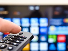 Ile darmowych programów ma telewizja naziemna i jak je wyszukać?