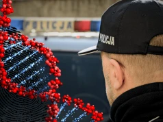 Nawet 5 lat po służbie. UODO chce zmian zasad przechowywania DNA i odcisków palców policjantów