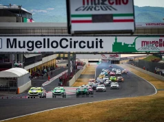 Dachowanie, 0,027 sekundy i dwa francuskie zwycięstwa. Renault Clio Cup szaleje na Mugello