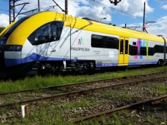 Pociąg Kolei Małopolskich zatrzymany tuż przed zderzeniem z Pendolino. Groźny incydent w Krakowie