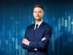 Benzyna tanieje o 12%, a Fed traci argument. Co dane PPI oznaczają dla Twoich oszczędności?
