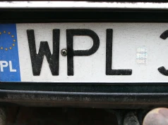 Tablice rejestracyjne przechodzą dużą zmianę. W tych województwach pojawiły się nowe litery