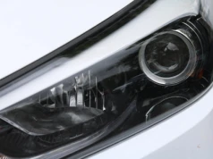 Gdy para w reflektorze zaczyna niszczyć elektronikę