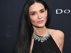 Tak wygląda bez makijażu. Od Demi Moore trudno oderwać wzrok