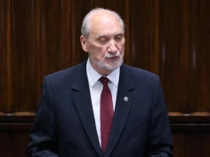 "Działali na rzecz Putina". Antoni Macierewicz oskarżył policjantów
