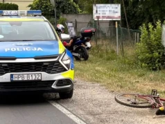 Rowerzysta wjechał w motocykl. Trafił do szpitala