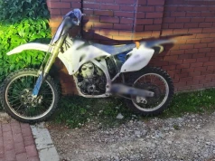Tragiczny wypadek na Podkarpaciu. Dwóch 27-latków jechało motocyklem, jeden nie przeżył
