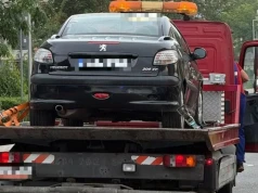 Jechał mimo czterech zakazów. Policjanci znaleźli przy nim narkotyki i amunicję