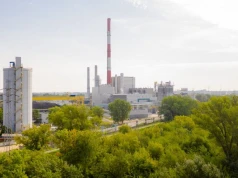 Akumulator ciepła w EC Żerań osiągnął docelową wysokość. Teraz czas na testy szczelności