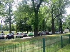 Koniec parkowania ukośnego przy Błoniach. Al. 3 Maja czekają duże zmiany