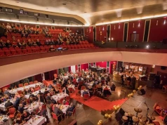 Urodziny Wojciecha Kilara w Katowicach. Bezpłatny koncert plenerowy i wyjątkowy pokaz „Draculi”