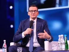 Stowarzyszenia dzielą PiS. Kaczyński ma spotkać się z Morawieckim. Ujawniono możliwy termin