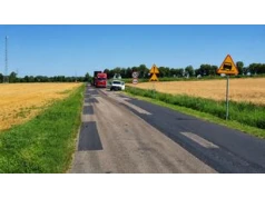 Trwa remont drogi Zelgniewo - Śmiłowo. Kierowcy długo na to czekali