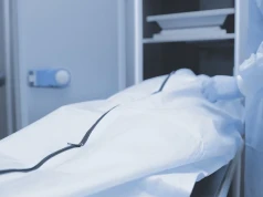 Nie tylko Szpital Południowy. Przy Banacha nagabywano rodziny już w kostnicy?