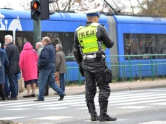 Groźny wypadek na Ruczaju. Tramwaj zderzył się z samochodem