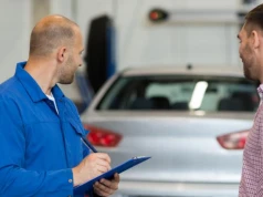 Kupujesz używane auto? Te trzy dane mogą uchronić cię przed kosztowną wpadką