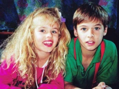 Mateusz Damięcki, lubiany w rolach dziecięcych i dojrzałych. Na czym polega fenomen popularności aktora?