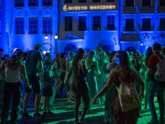Tak wyglądało urodzinowe silent disco na Starym Mieście w Warszawie. Foto