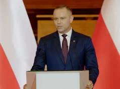 Po decyzji Komisji Europejskiej, prezydent nie składa broni. Złoży wniosek do Senatu