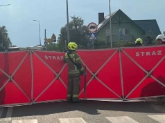 Wypadek motocyklisty w Turku. Do rannego wysłano karetkę z Uniejowa