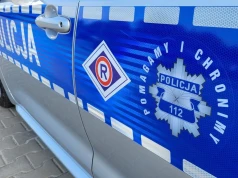 Zebrzydowice: Zabłądził ciężarówką i utknął na lokalnej drodze. Kierowca z Uzbekistanu miał poważne problemy