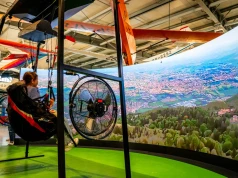 Nowa atrakcja w Muzeum Lotnictwa Polskiego. Można poczuć się jak pilot paralotni