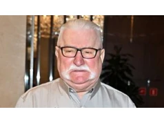 Taką emeryturę ma Lech Wałęsa. Niejeden emeryt chciałby mieć taką, a on narzeka. "Muszę pracować, jeżdżąc po świecie"