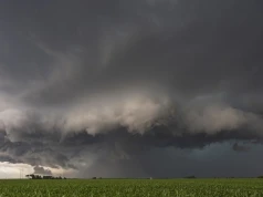 Jest ostrzeżenie IMGW dla dwóch powiatów na niedzielne popołudnie