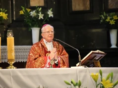 Abp Jędraszewski o rządzących: „Potęga kłamstwa, cynizm i brutalny język. Poza prezydentem oczywiście”