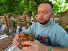 Książulo odwiedził "restaurację gwiazd" w Warszawie. Zostawił w niej niemal 2 tys. zł. "To są dla mnie, k***a, jajca"