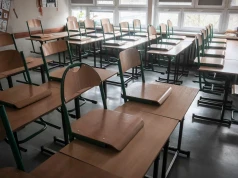 Dyrektorzy po nocach szukają pracowników. "Deficyt nauczycieli"