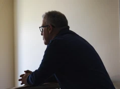 Mam 56 lat i dość ignorowania ze strony pracodawców. Oto strategia, która pomogła mi iść dalej
