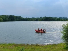 Akcja ratunkowa na Hubertusie. Strażacy szukają mężczyzny, który zniknął pod wodą