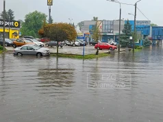 Intensywne opady deszczu w Łódzkiem. Zgierz pod wodą