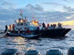 Wywrócił się prom u wybrzeży Gujany. Na pokładzie dziesiątki osób