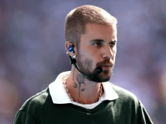 Bieber o krok od wstydliwej wpadki podczas występu! Zebrał niezłe gromy