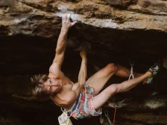 Alex Megos fleszem na australijskim „Baby Cakes” 35 (9a)