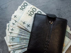Tyle w czerwcu zarabiali Polacy. Średnia pensja może zaskakiwać