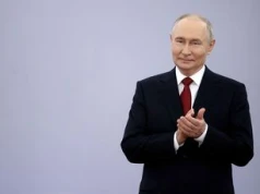 Powrót do gotówki. Tak wojna wpłynęła na Rosjan